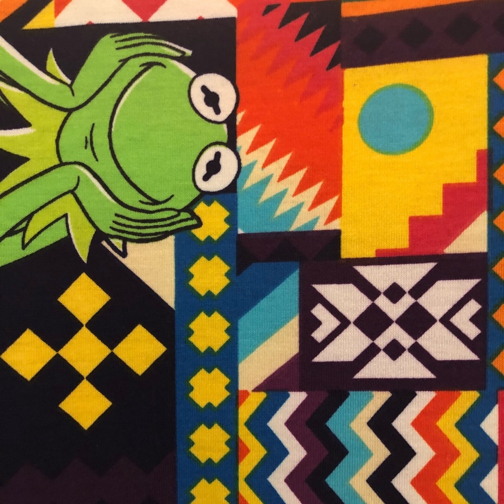 Lularoe // Classic Tee // XL // Disney Collection